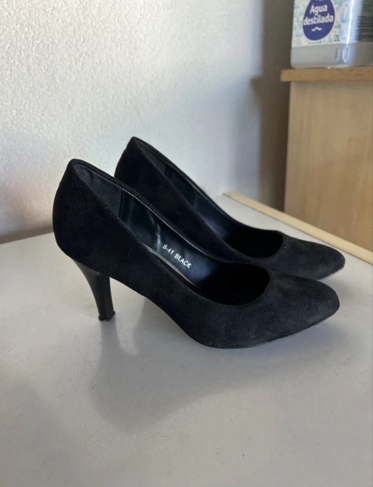 Sapatos de cerimónia de salto