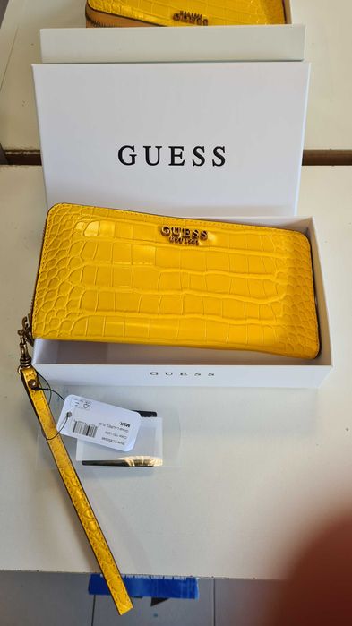 Nowy portfel GUESS