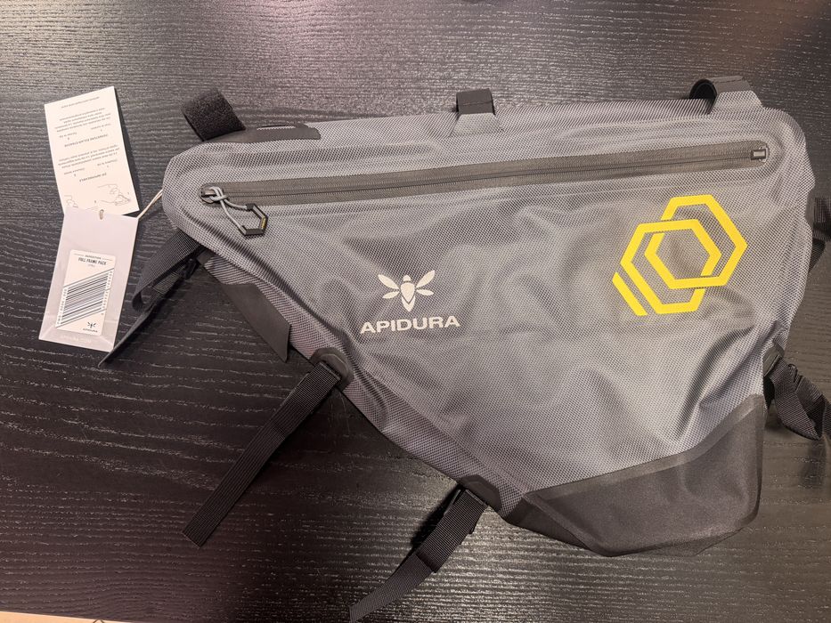 Pełna torba na rame Apidura Expedition Full Frame Pack 7,5L