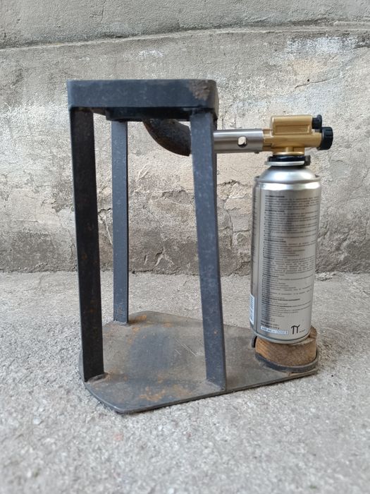 Підставка під газовий пальник (горелка)