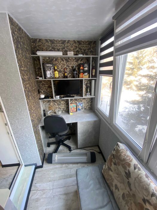 42167 Продаж кімнати в гуртожитку , Виставка , Терміново