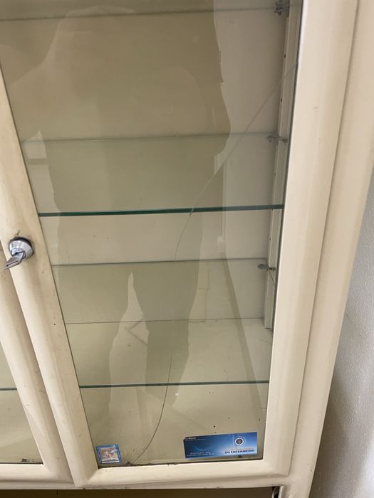 Armario farmacia antigo