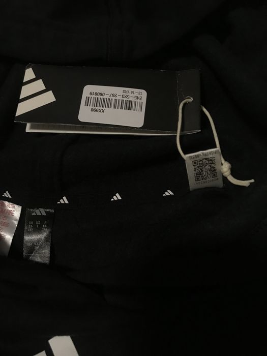 Укорочена кофта adidas , підійде на рs./m
