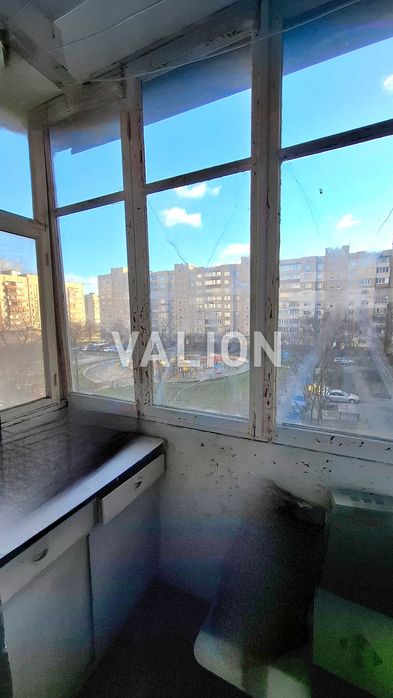 Продаж 2к. квартири по вул. Братства Тарасівців, біля метро Харківська