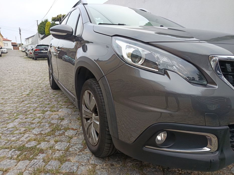 Peugeot 2008 1.2 gasolina