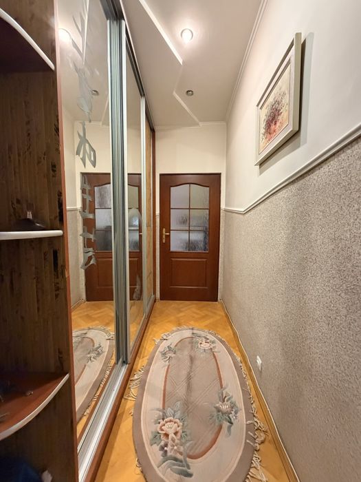 Продаж 2-кім. квартири 53.5 м.кв., в. Мазепи