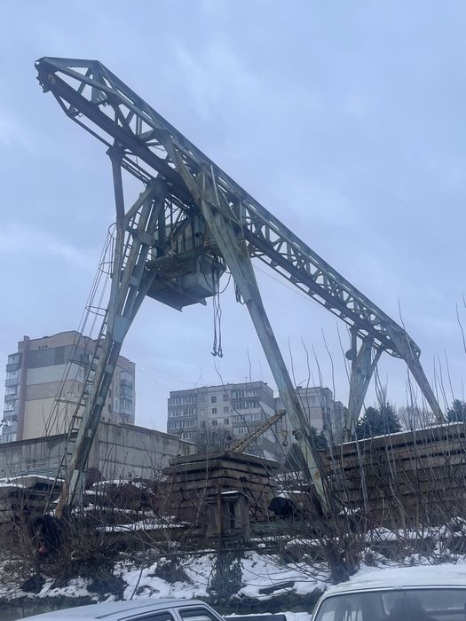 Козловий кран ….