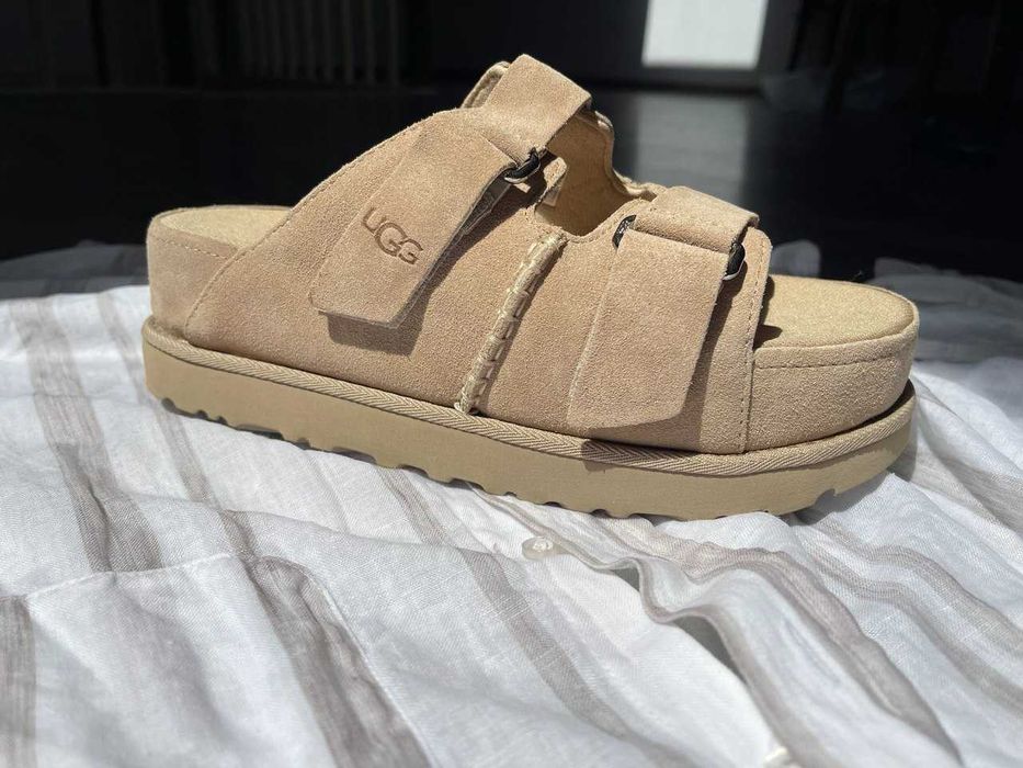 Сандалі UGG - РОЗПРОДАЖ останні пари