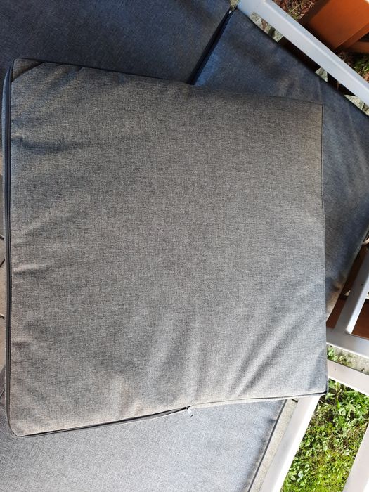 Poduchy ogrodowe 60x60x15