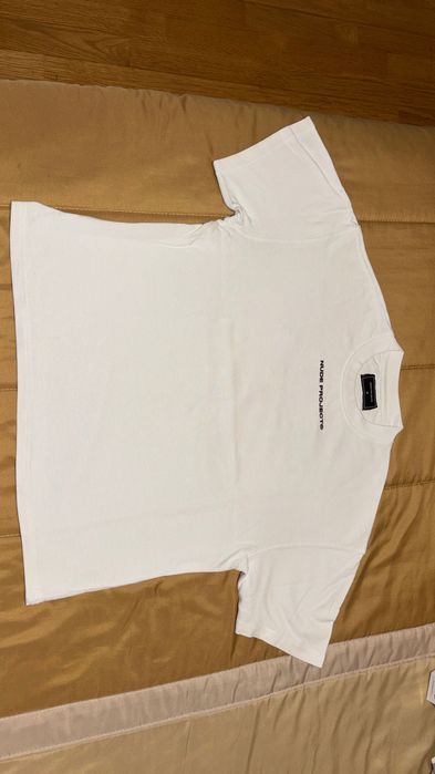 T-shirt Nude Project