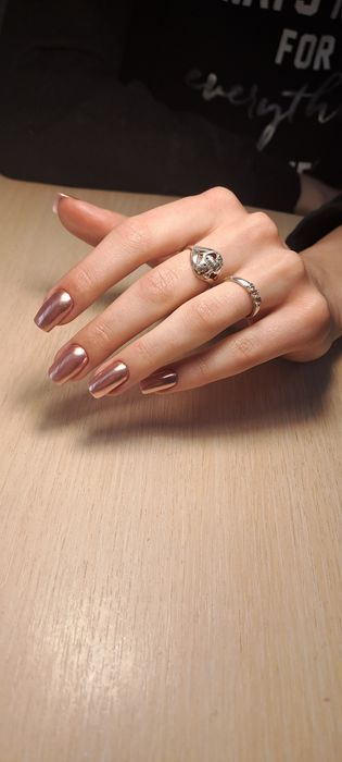 Пропоную послуги манікюру, нарощування та покриття ГЕЛЬ ЛАКОМ, педикюр