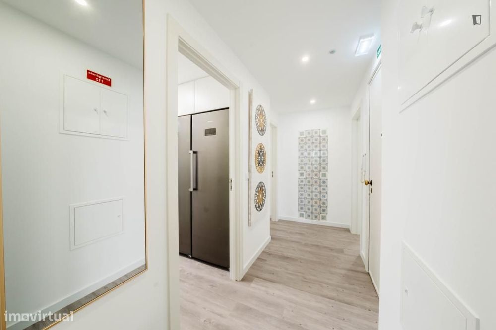 Quarto - localizado em Lumiar Lisbon