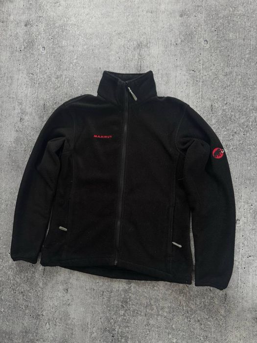 Флиска Mammut С-М розмір чорного кольору підклад шерпа