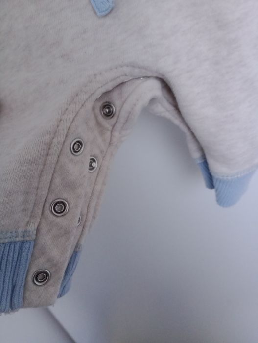 Kombinezon dresowy Next pajacyk