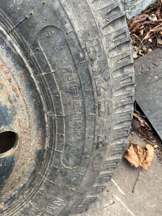 Продам колесо в зборі в гарному стані…….