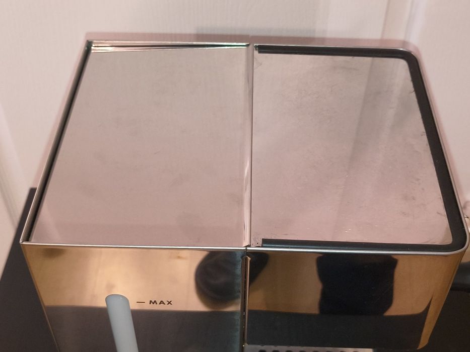 Ekspres kolbowy Lelit Anna PL41E z akcesoriami