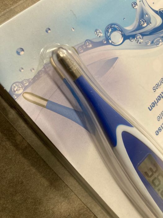 Termómetro digital clínico solar