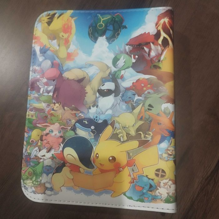 Segregator na karty kolekcjonerskie Pokemon Album Klaser na 400 kart