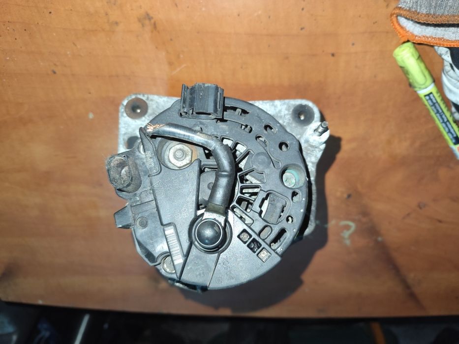 Alternator VW Golf IV Bora A3 8L Octavia 1.9 TDI  038.903.023L 90A