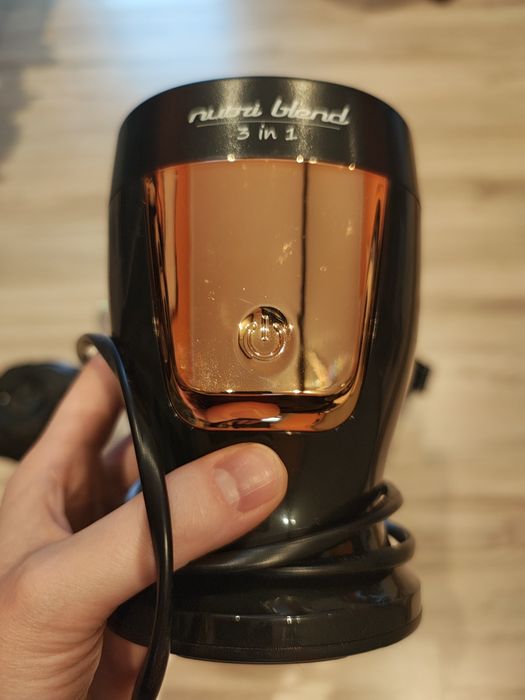 Gofrownica i blender kielichowy