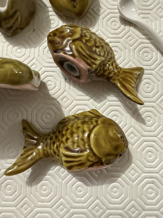 Conjunto sal e pimenta loiça peixes
