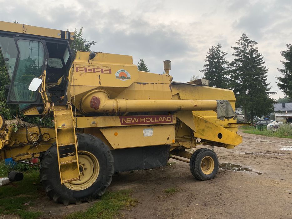 Kombajn New holland 8055