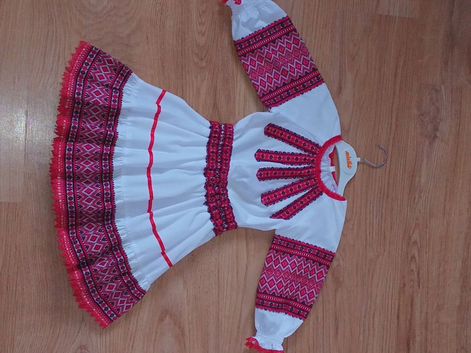 Вишиванка на 3 -4 р