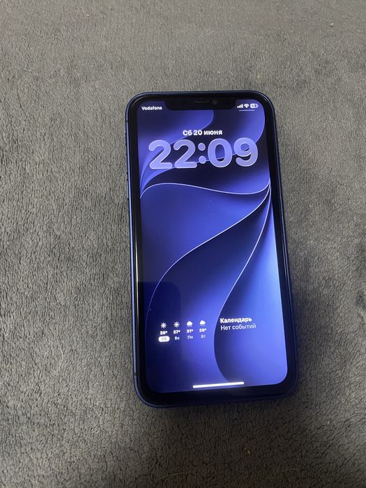 Продам iphone 11 в корпусе 17