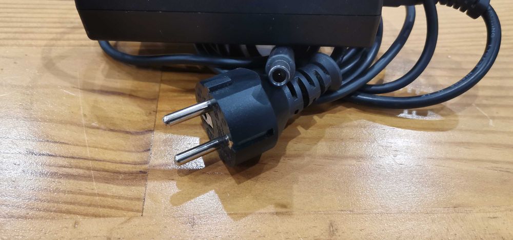 Carregador/Charger portátil/Laptop Dell 90W 4.5mm (LA90PM111)