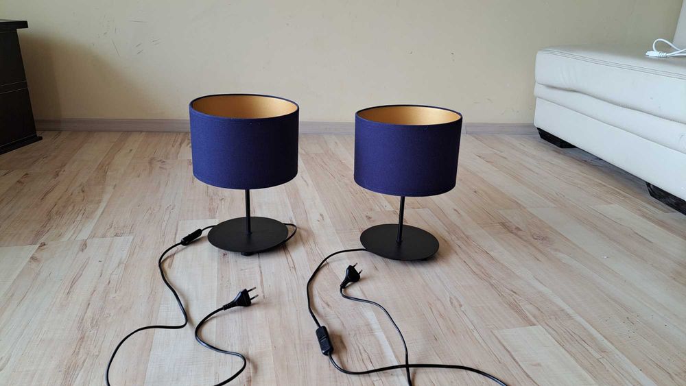 Lampka nocna z żarówką LED