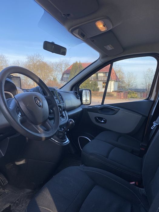 Renault Trafic Passenger L2H1 9 osób Salon PL Faktura Vat 23%