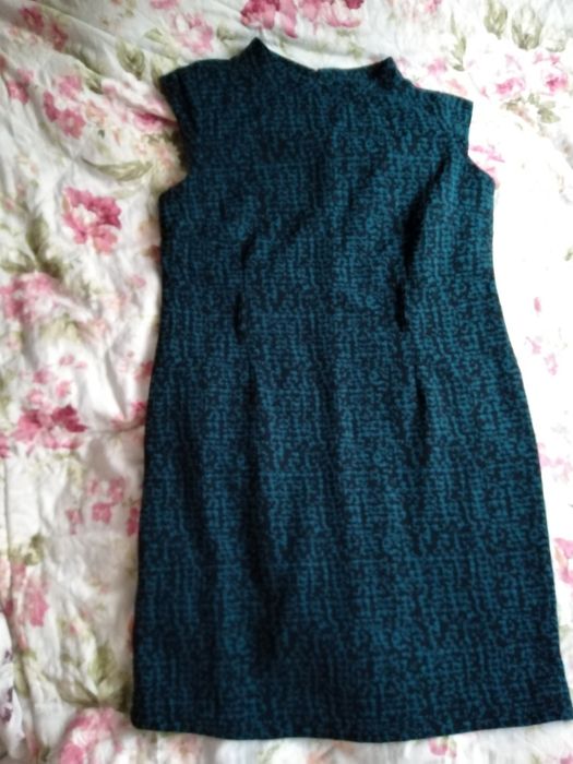 Sukienka. .44 zielona.