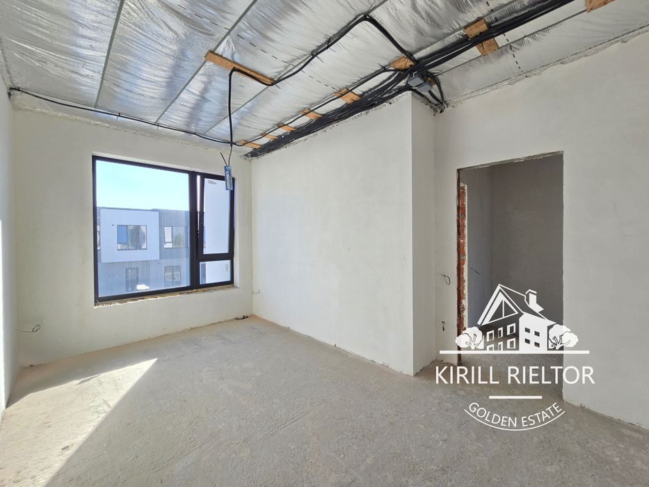 Продается современный дуплекс рядом с озером в городке "Золотые Ключи"