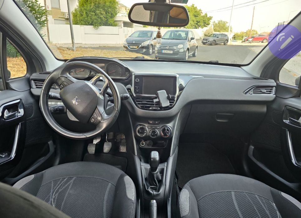 Peugeot 208 1.2cc