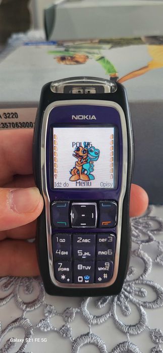 Kolekcjonerska Nokia 3220**j. Nowa**Zabytek**Oryginalna**Komplet**