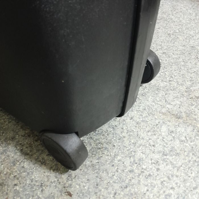 Валіза MAGNUM 65*50