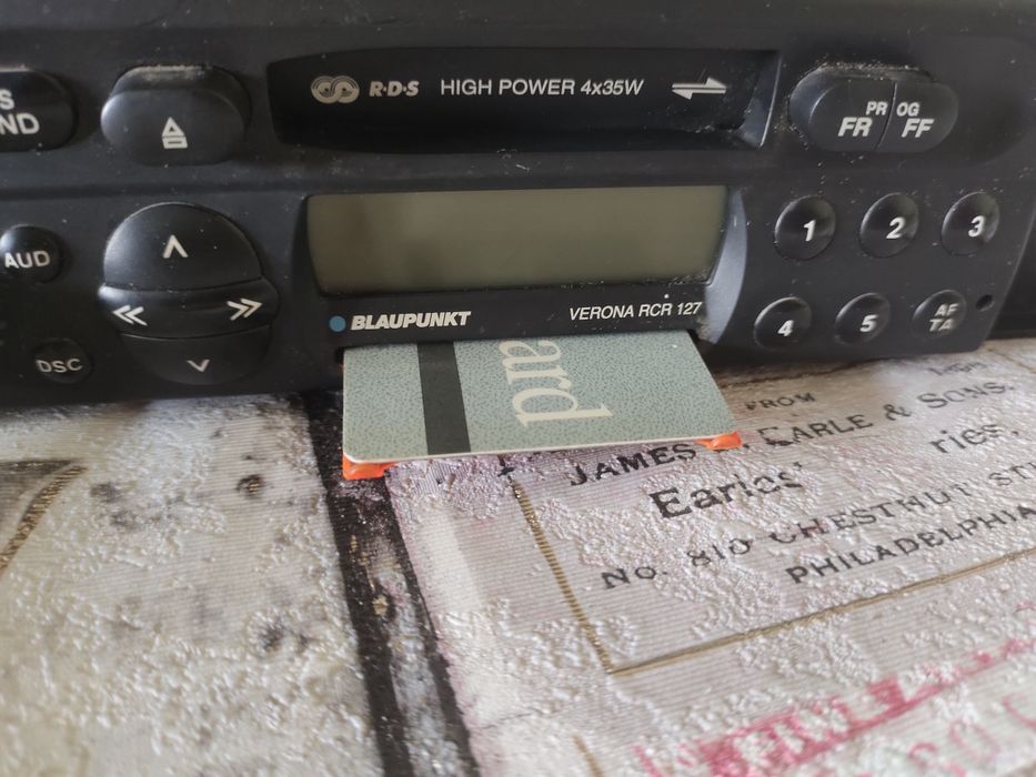 Кассетная автомагнитола blaupunkt verona rcr 127