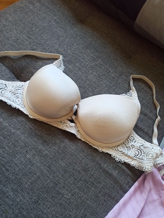 Biustonosz Esotiq 80B