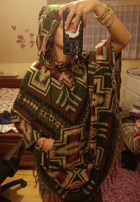 Ponczo wełniane aztecki wzór