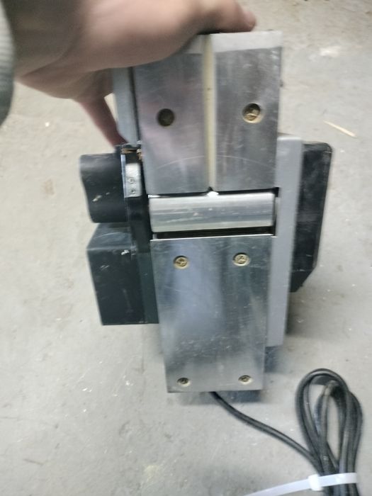Strug elektryczny Falke sprawny