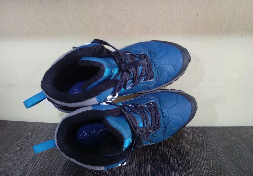 Оригінал Quechua чоловічі трекінгові термочеревики