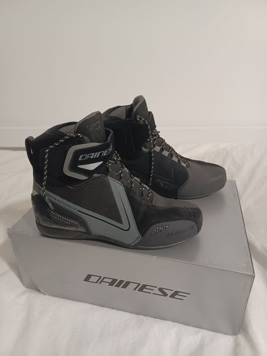 Botins Dainese em bom estado