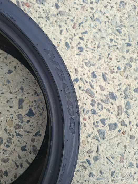 Шини 2шт 225/35 R20 Nexen N8000.