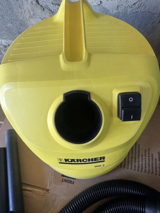 Продам пилосос Karcher WD-2