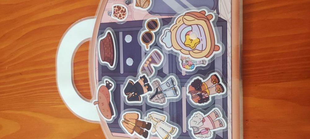 Книга на липучках Avatar World