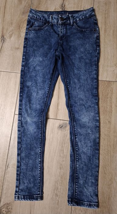 Elastyczne jeansy dziewczęce 146-152