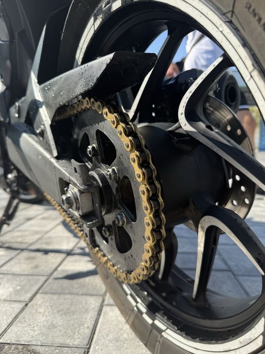 Bajaj Dominar 400 2017 року