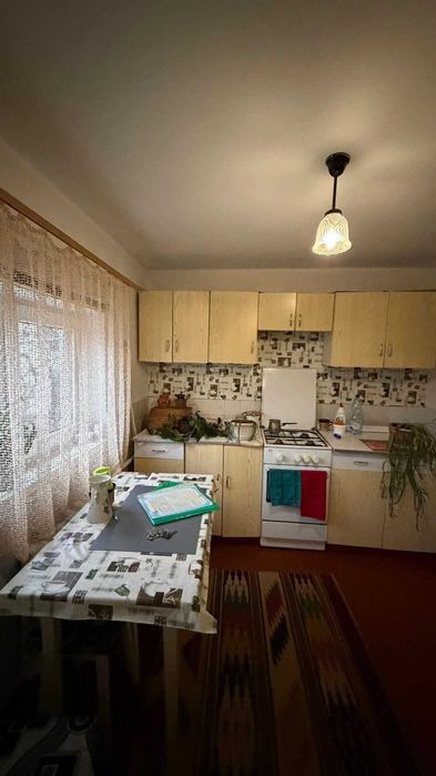 Продаж будинку в Почаєві