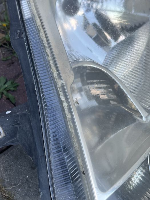 Lampy przod trafic vivaro b fl OE Renault