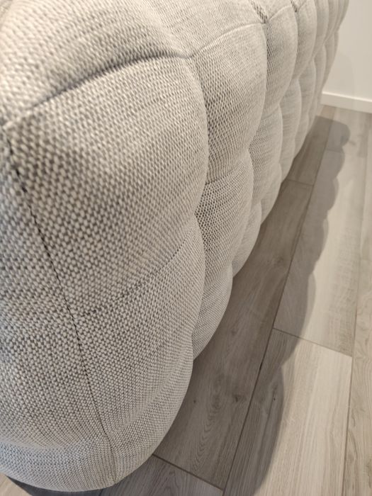 Sofá Lilo , cor cinza claro  comprimento 208 cm